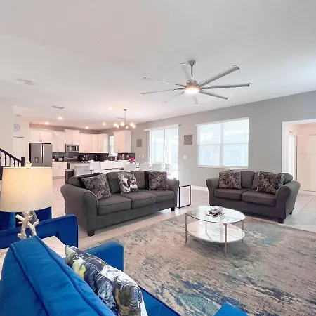Spacious Home With Fun Decore And Game Room-4544Tb